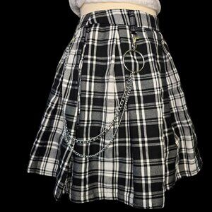 Goth Grunge Mini Skirt w/ O-Ring Chain – Size XS
